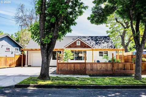 866 CLARK ST, Eugene, OR 97402