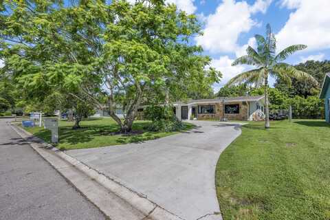 110 Heron Parkway, Royal Palm Beach, FL 33411