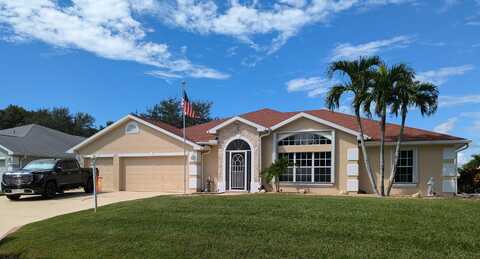 6703 Dickinson Terrace, Port Saint Lucie, FL 34952