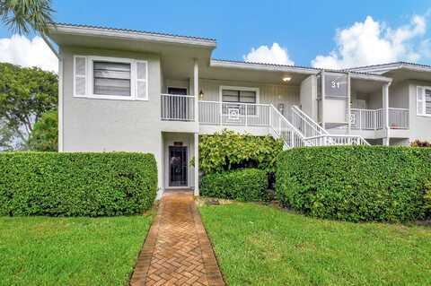 31 Eastgate Drive, Boynton Beach, FL 33436