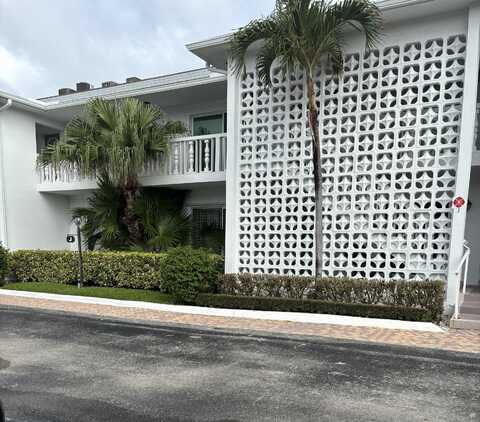 4201 South Ocean Boulevard, South Palm Beach, FL 33480