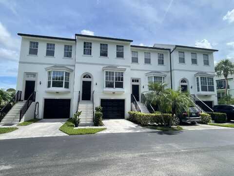 1755 42nd Square, Vero Beach, FL 32960