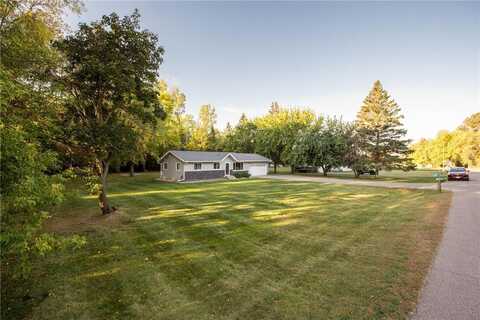 1706 Oak Knoll Drive NE, Alexandria, MN 56308