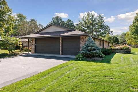 99 Inland Lane N, Plymouth, MN 55447