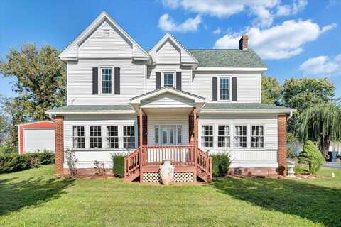 1007 Hershberger RD NW, Roanoke, VA 24012