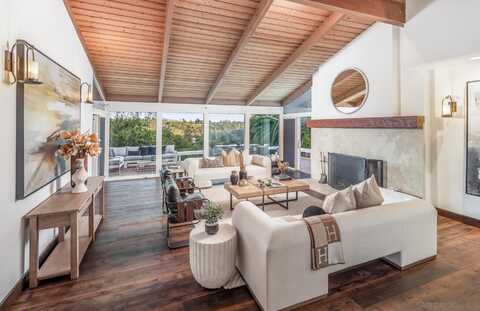 5333 Los Mirlitos, Rancho Santa Fe, CA 92067