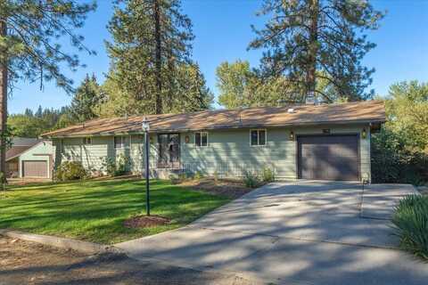 921 E Brooklawn Dr, Spokane, WA 99208