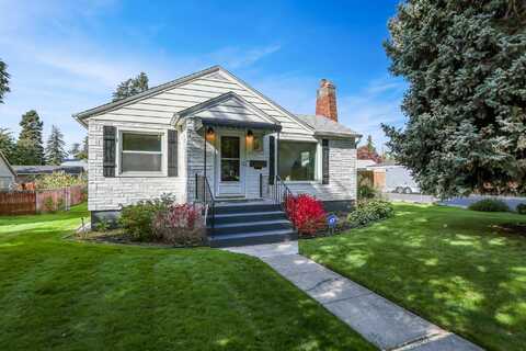 3927 N Adams St, Spokane, WA 99205