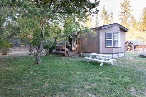 31902 N MILAN Rd, Chattaroy, WA 99003