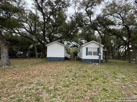 1106 N Verne, Rockport, TX 78382