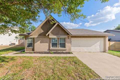 5322 VISTA RUN DR, San Antonio, TX 78247