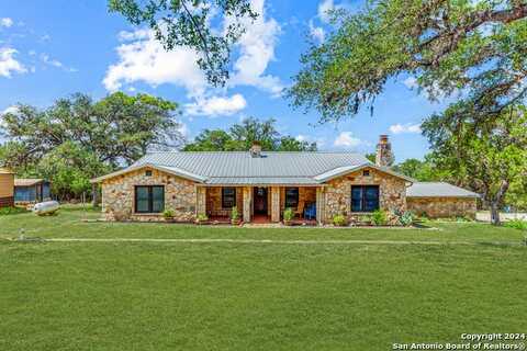 6986 COUNTY ROAD 271, Mico, TX 78056