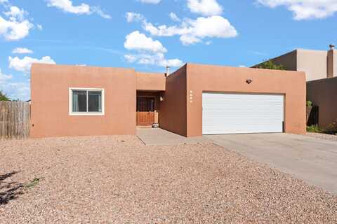 4018 Painted Pony Circle, Santa Fe, NM 87507