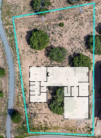 27 Camino Sabanero, Santa Fe, NM 87508