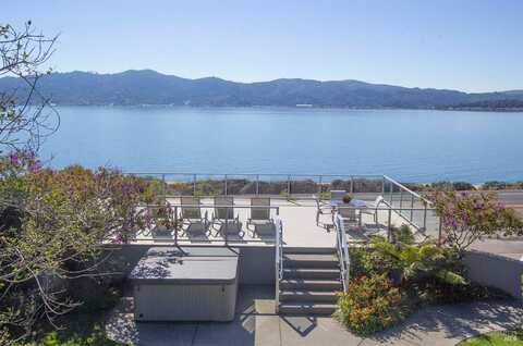 747 Tiburon Boulevard, Tiburon, CA 94920