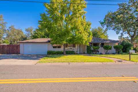 5744 Mountain View Drive, Redding, CA 96003