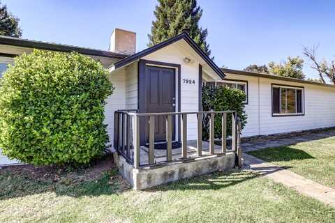 7924 Greenfield Street, Redding, CA 96002