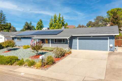 3665 Oro Street, Redding, CA 96001