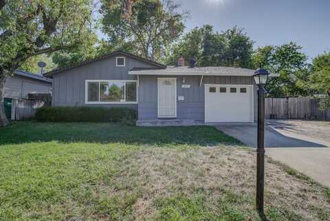 1879 Pinon Avenue, Anderson, CA 96007