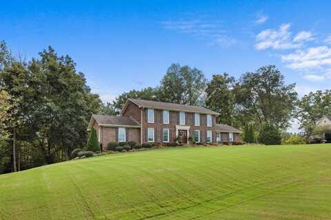 1806 Maclin Dr, Tuscumbia, AL 35674