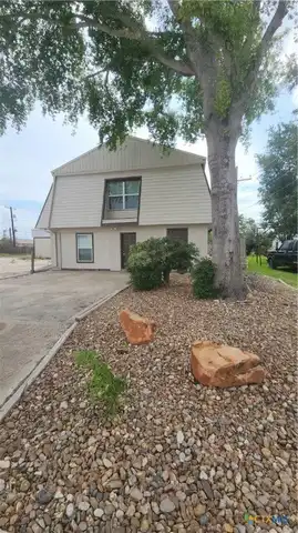 5004 Elk Street, Victoria, TX 77904