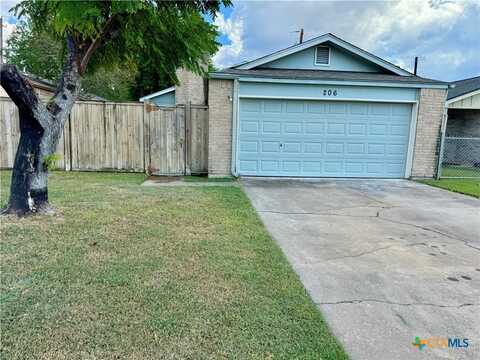 206 Chantilly Street, Victoria, TX 77904