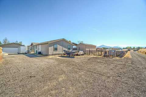 352 E Dutton Road, Eagle Point, OR 97524