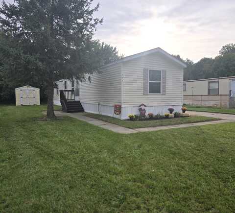 243 Roxbury Park, Goshen, IN 46526