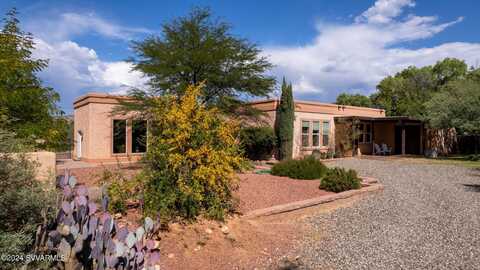 45 N Winsome Hill Rd, Cornville, AZ 86325