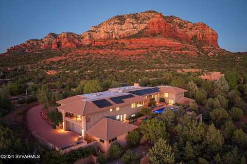 135 Desert Holly Drive, Sedona, AZ 86336