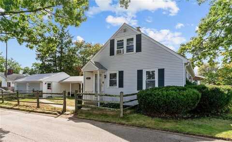 203 Pettaconsett Avenue, Warwick, RI 02888