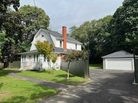 122 Carolyn Street, Warwick, RI 02886