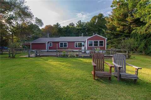 311 East Avenue, Burrillville, RI 02830