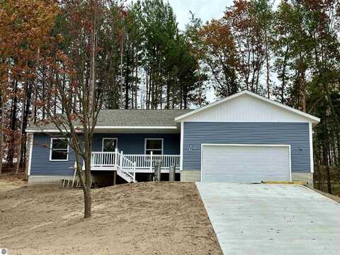 1146 Farmington Drive, Traverse City, MI 49696