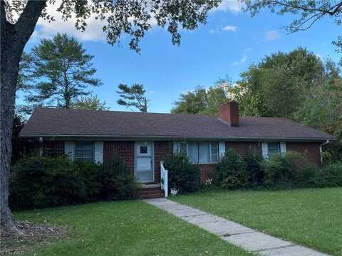 3919 Talcott Avenue, Winston Salem, NC 27106