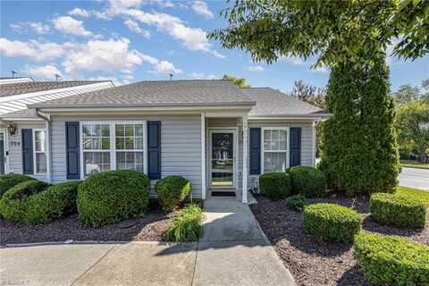 205 Glen Gate Circle, Kernersville, NC 27284