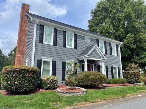 2237 King George Court, Winston Salem, NC 27103