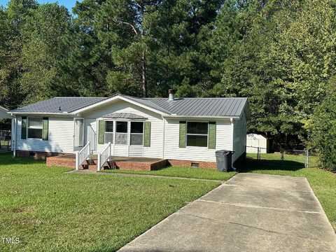 170 Woodbridge Drive, Spring Lake, NC 28390