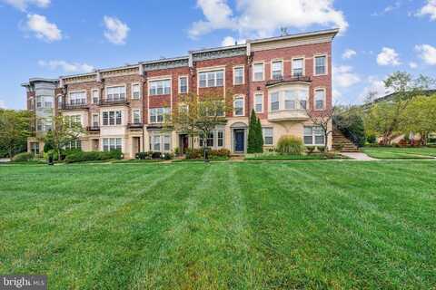 702 TOPMAST, OXON HILL, MD 20745