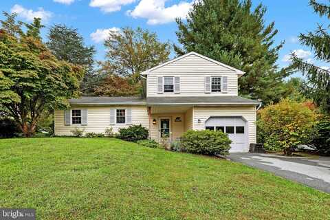 2523 VALLEY DRIVE, LANCASTER, PA 17603