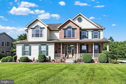 340 BARLEY CIRCLE, HANOVER, PA 17331