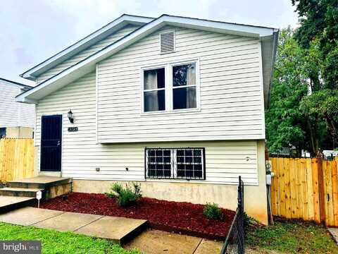 4915 EMO STREET, CAPITOL HEIGHTS, MD 20743