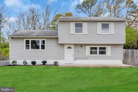 102 CEDAR LAKE DRIVE, WILLIAMSTOWN, NJ 08094