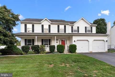 102 MOON DRIVE, LANGHORNE, PA 19047