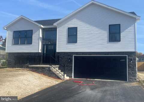 69 CORTLAND CIRCLE, SHIPPENSBURG, PA 17257