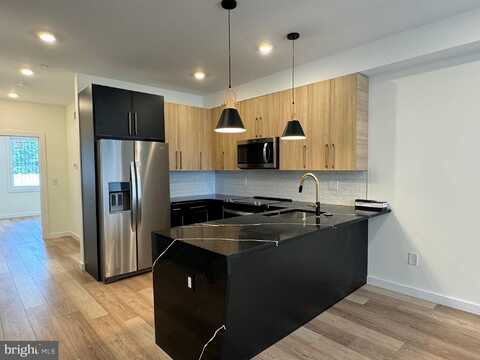 2043 N RANDOLPH STREET, PHILADELPHIA, PA 19122