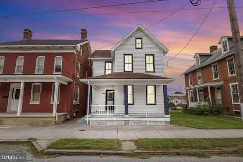 320 HIGH STREET, HANOVER, PA 17331