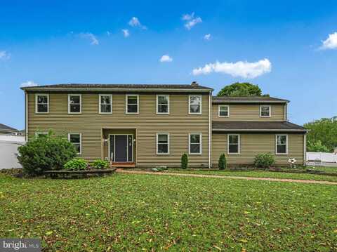 504 W GREENWAY STREET, FLEETWOOD, PA 19522