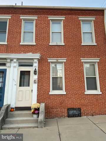 479 WALNUT STREET, COLUMBIA, PA 17512