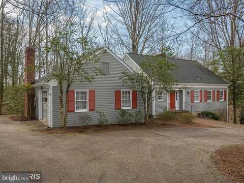 105 LAKE SHORE DRIVE, FREDERICKSBURG, VA 22405